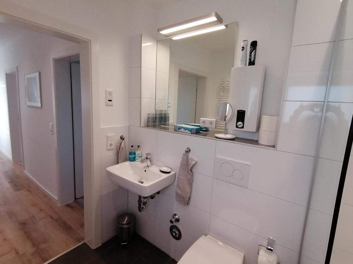 Gaestezimmer Bergerhof - Ankommen Und Wohlfuehlen Neuss Exterior photo